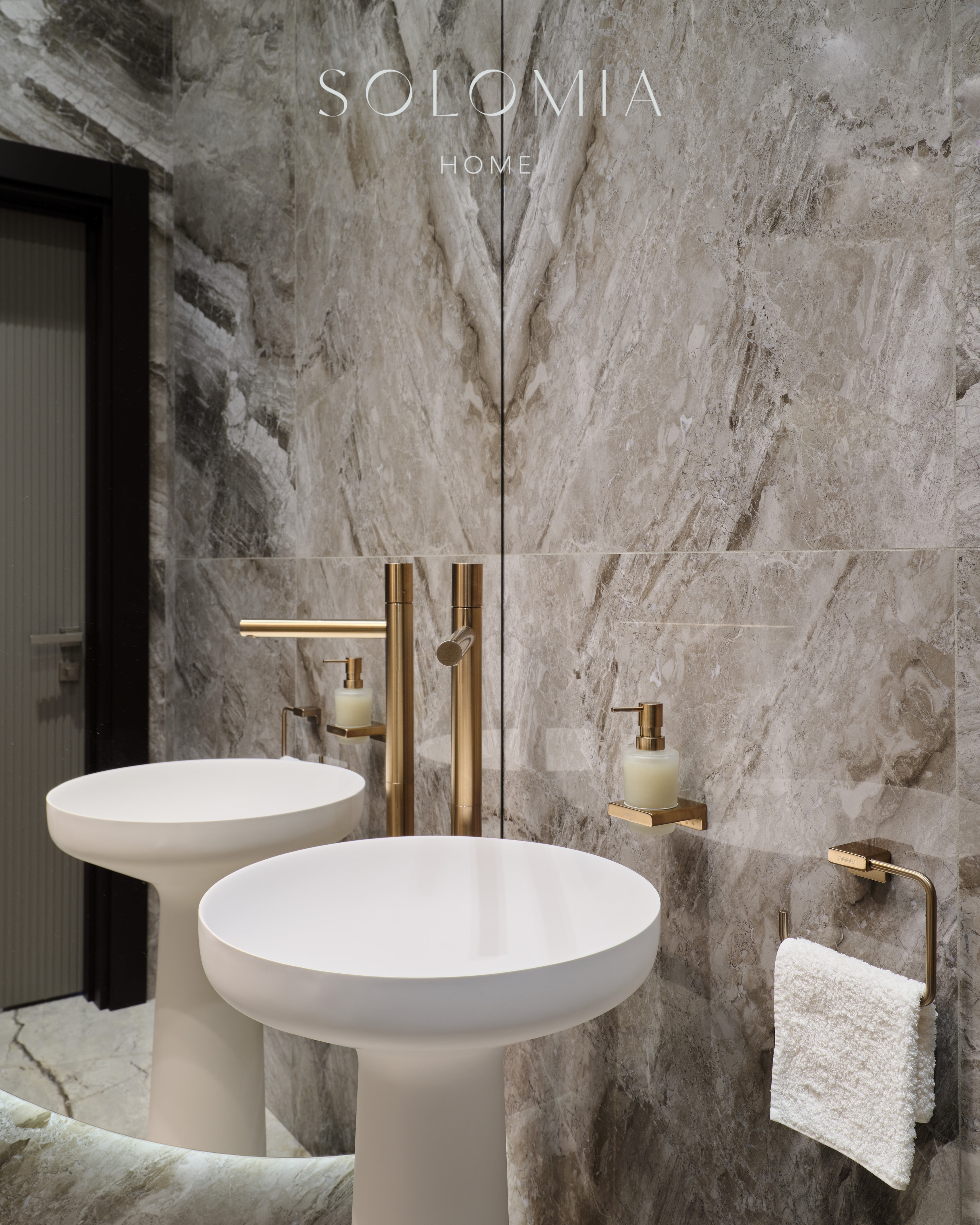 Pedestal washbasin in marble bathroom, Apartment in Botanical Residence — luxury interior design Astana