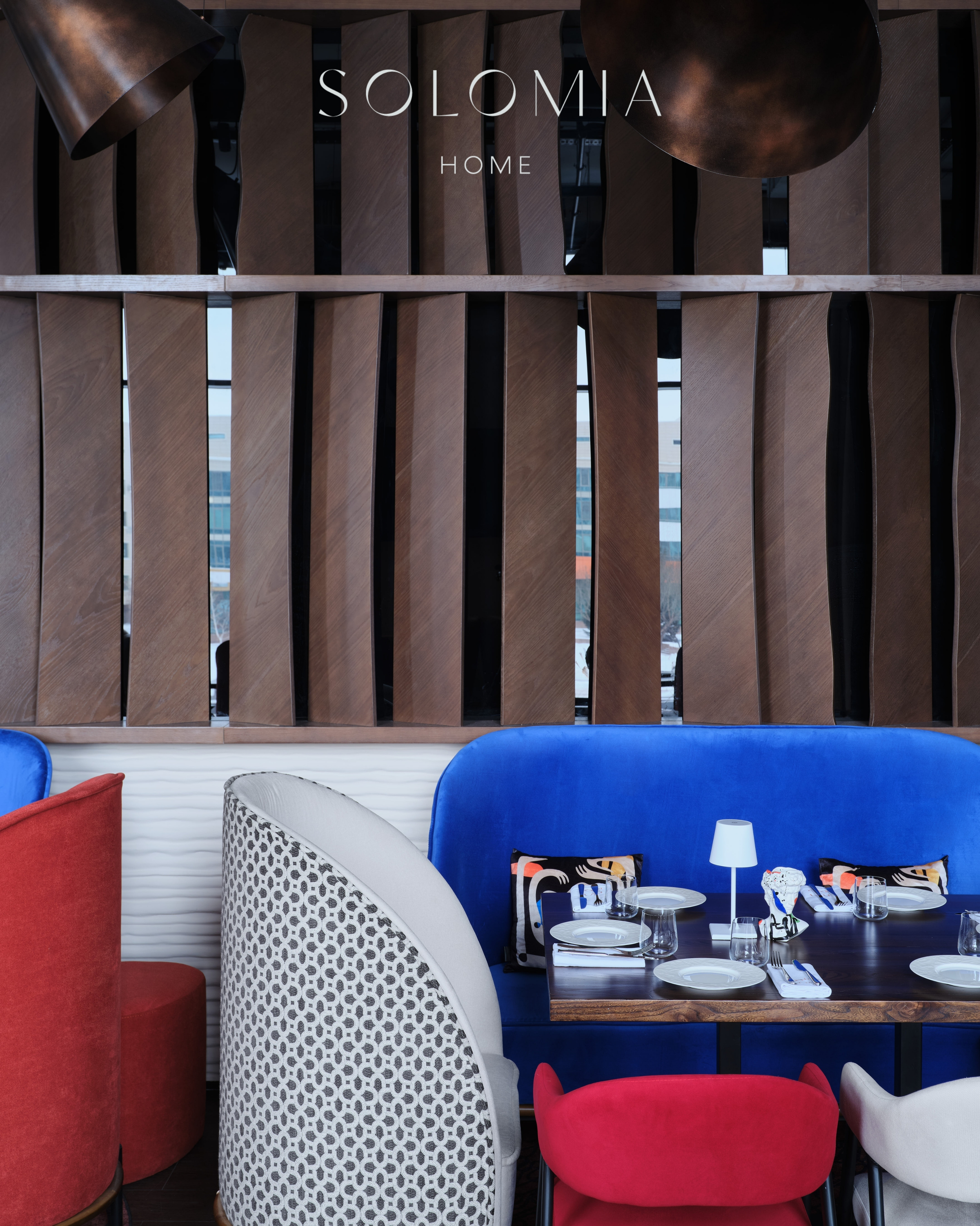 Blue banquette with red chairs, Restaurant Dio Grand Cafe — restaurant interior design Astana